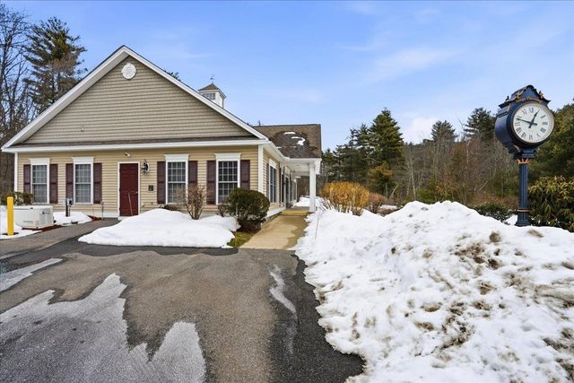 74 Old Stage Road, Litchfield, NH 03052