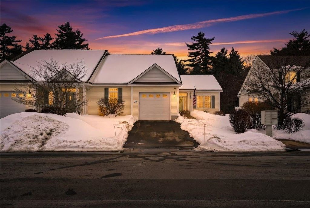 74 Old Stage Road, Litchfield, NH 03052