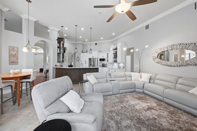 16446 Erie Place, Davie, FL 33331