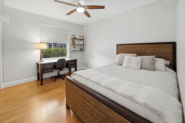 16446 Erie Place, Davie, FL 33331