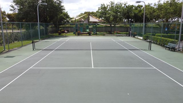 16446 Erie Place, Davie, FL 33331