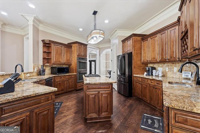 1859 Mountain Shadow, Smoke Rise, GA 30087