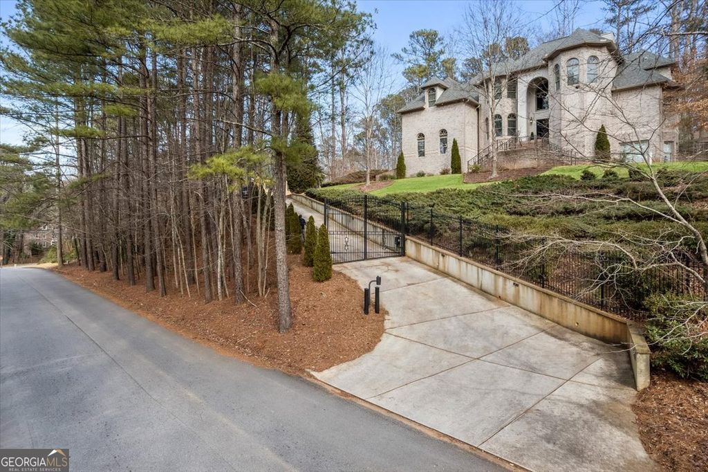 1859 Mountain Shadow, Smoke Rise, GA 30087