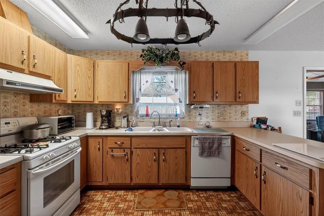 2011 NE 10TH STREET, Ocala, FL 34470