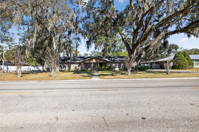 2011 NE 10TH STREET, Ocala, FL 34470