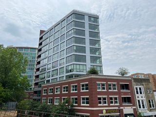 1590 Elmwood Avenue 1204, Evanston, IL 60201