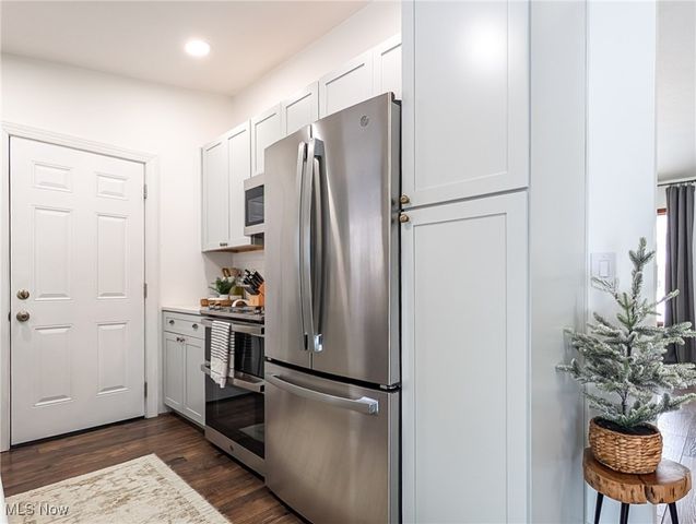 10114 Vienna Drive, Parma, OH 44130