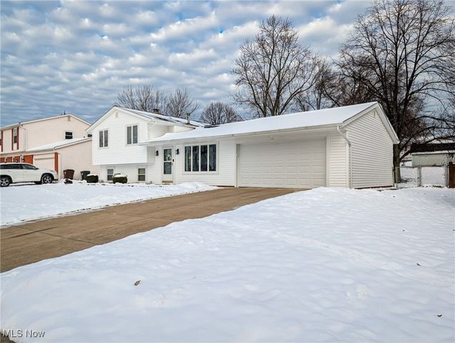 10114 Vienna Drive, Parma, OH 44130