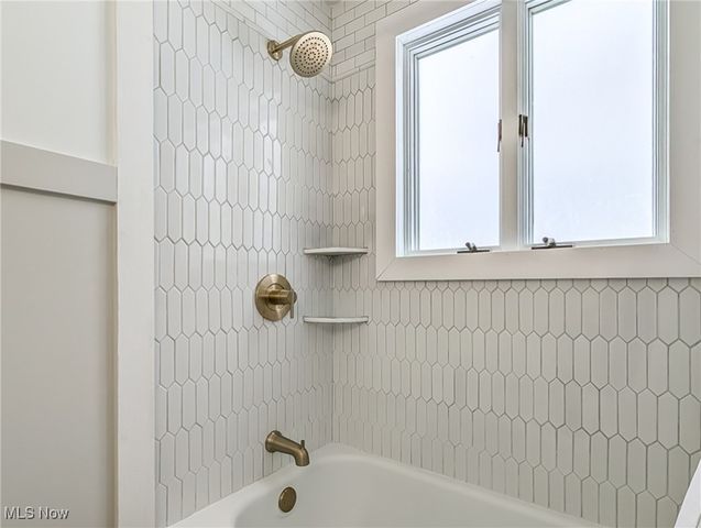 10114 Vienna Drive, Parma, OH 44130