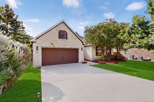 8910 FOWLER HL, Boerne, TX 78015