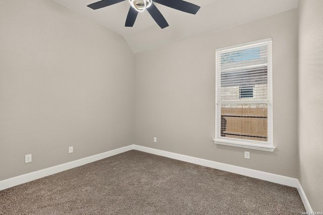 8910 FOWLER HL, Boerne, TX 78015
