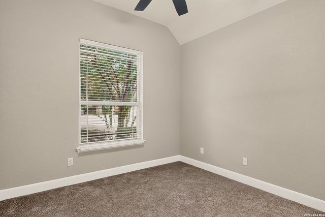 8910 FOWLER HL, Boerne, TX 78015