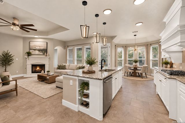 8910 FOWLER HL, Boerne, TX 78015
