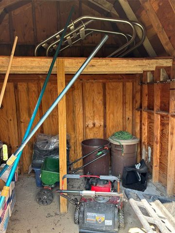 37631 Douglas Court, Sterling Heights, MI 48310