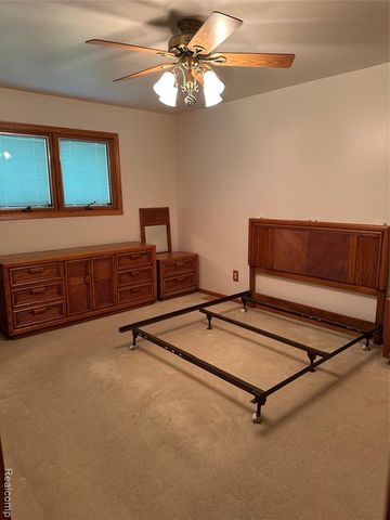 37631 Douglas Court, Sterling Heights, MI 48310