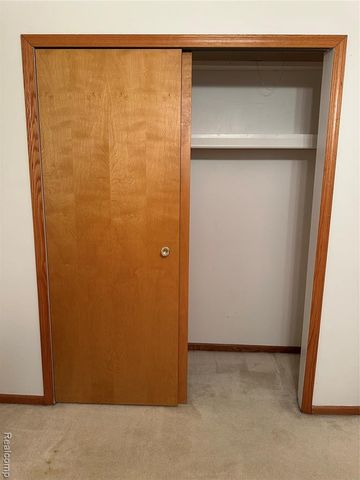 37631 Douglas Court, Sterling Heights, MI 48310