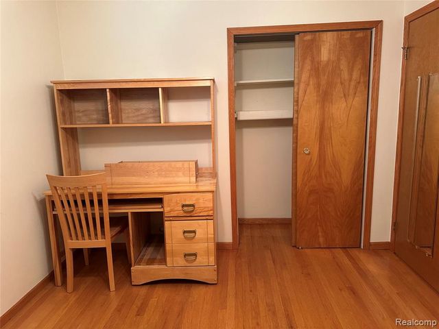 37631 Douglas Court, Sterling Heights, MI 48310