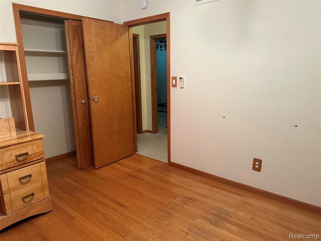 37631 Douglas Court, Sterling Heights, MI 48310