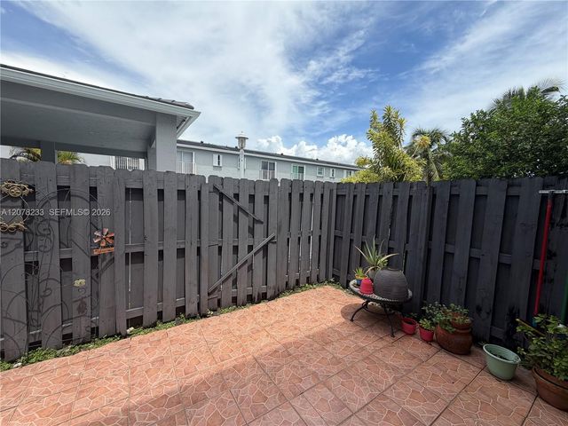 5240 NW 109th Avenue 3, Doral, FL 33178
