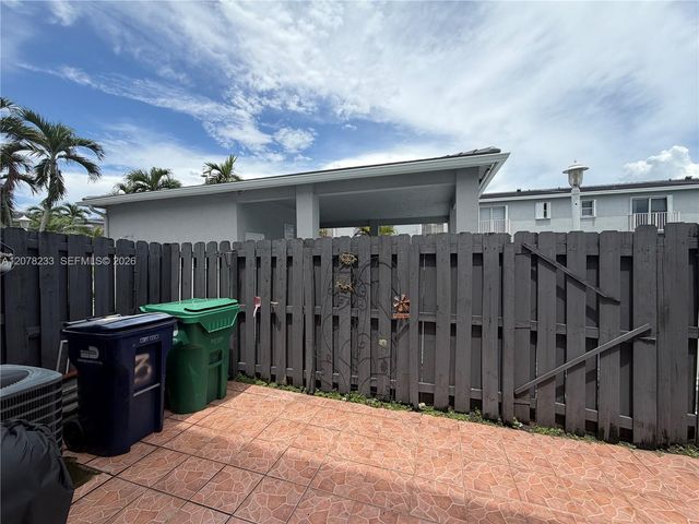 5240 NW 109th Avenue 3, Doral, FL 33178