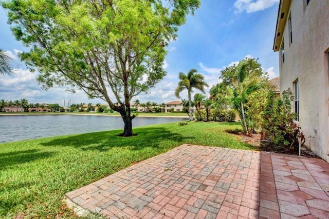 1388 Beacon Circle, Wellington, FL 33414