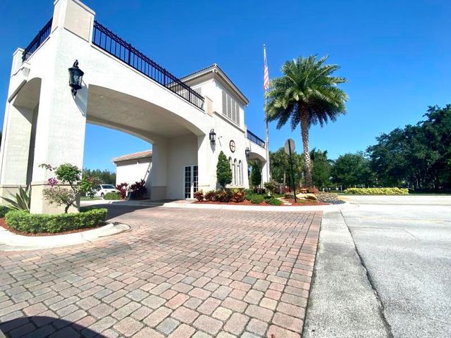 1388 Beacon Circle, Wellington, FL 33414