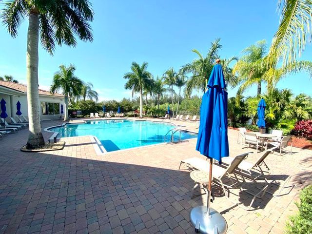 1388 Beacon Circle, Wellington, FL 33414