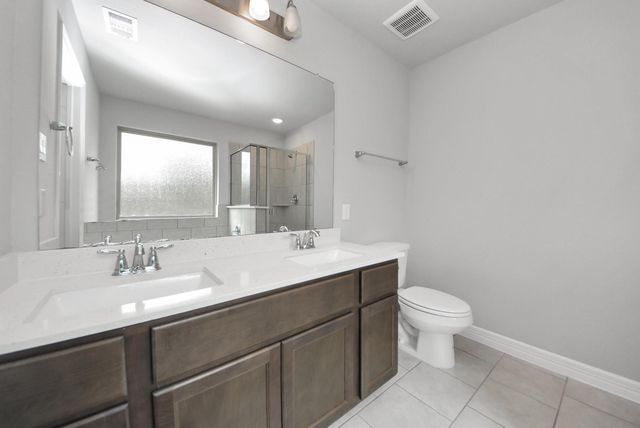 196 Chestnut Meadow Drive, Conroe, TX 77384