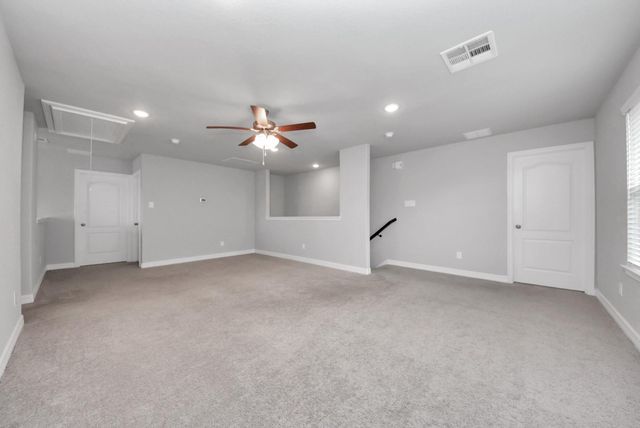 196 Chestnut Meadow Drive, Conroe, TX 77384