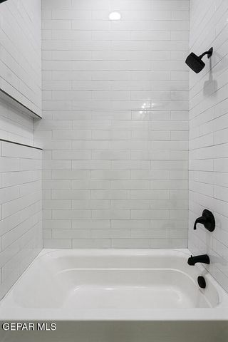 288 EMERALD DUST Place, El Paso, TX 79928