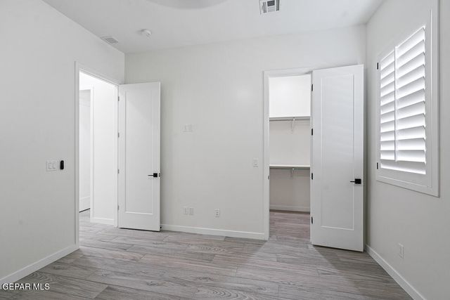 288 EMERALD DUST Place, El Paso, TX 79928