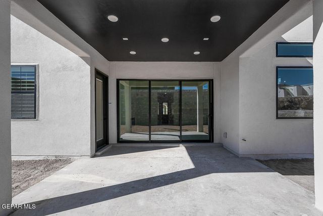 288 EMERALD DUST Place, El Paso, TX 79928