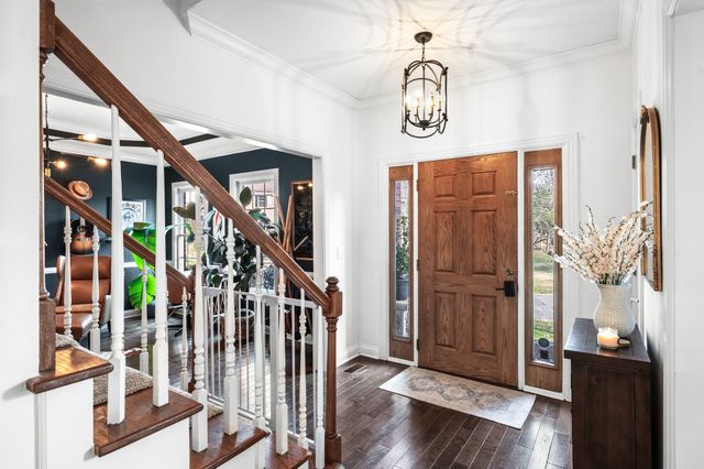 901 Deer Pointe Ct, Nashville, TN 37221