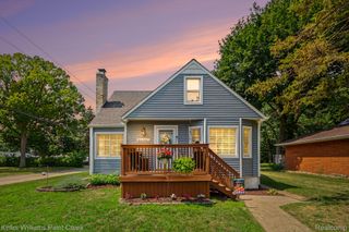 31607 Lexington Heights, Warren, MI 48092