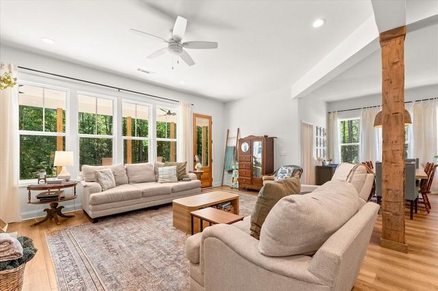 34 Harris Road, Carrollton, GA 30116