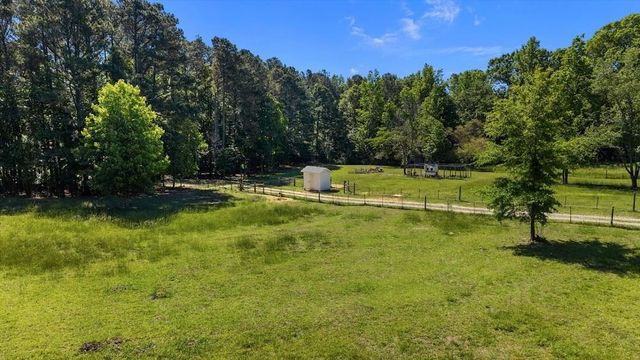 34 Harris Road, Carrollton, GA 30116