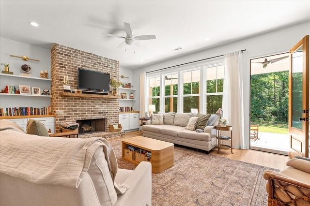 34 Harris Road, Carrollton, GA 30116