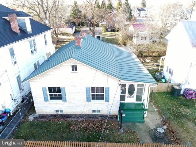 803 NEW YORK AVE, Martinsburg, WV 25401