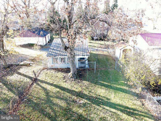 803 NEW YORK AVE, Martinsburg, WV 25401