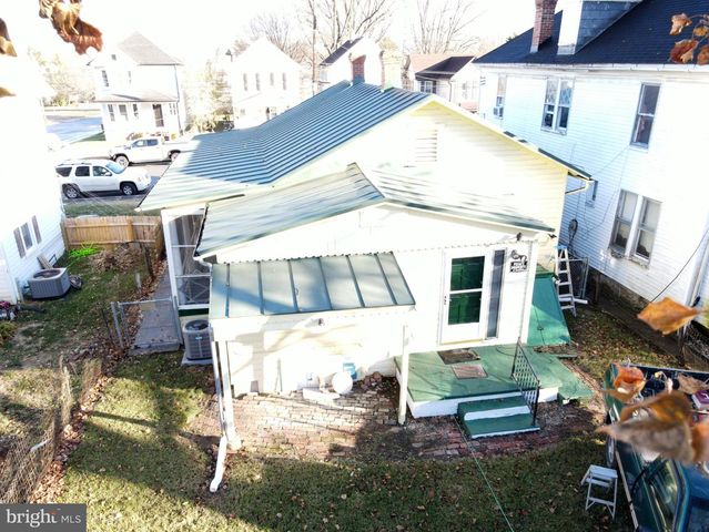803 NEW YORK AVE, Martinsburg, WV 25401