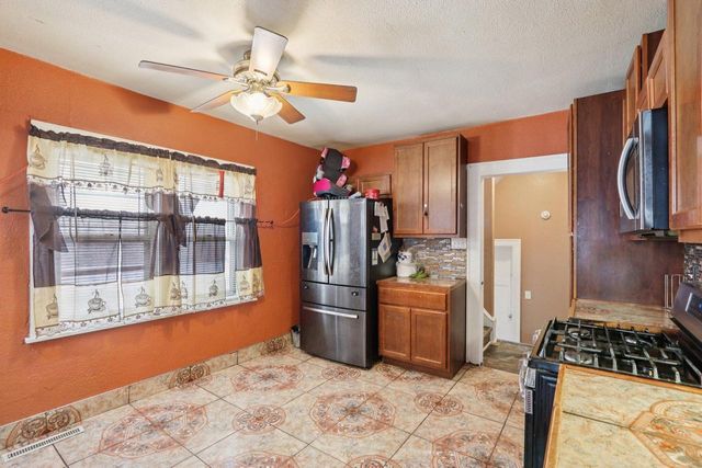 2503 N 48th STREET, Milwaukee, WI 53210