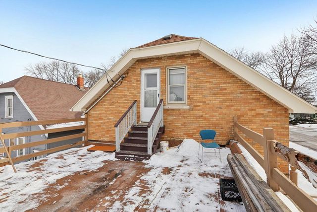 2503 N 48th STREET, Milwaukee, WI 53210