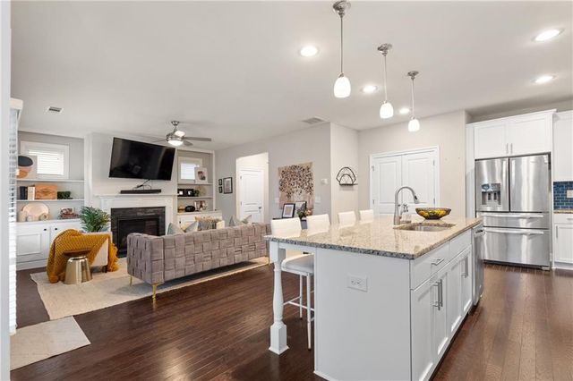 2100 Drew NW Drive, Atlanta, GA 30318