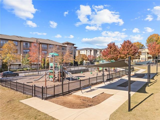 2100 Drew NW Drive, Atlanta, GA 30318