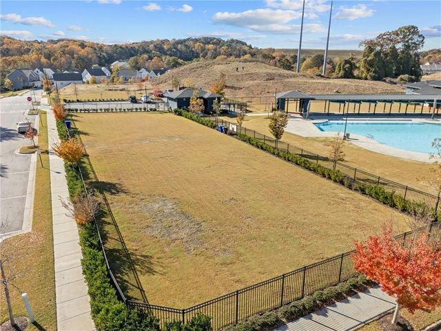 2100 Drew NW Drive, Atlanta, GA 30318