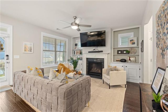 2100 Drew NW Drive, Atlanta, GA 30318