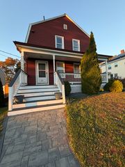 31 Frost Ave, Brockton, MA 02301