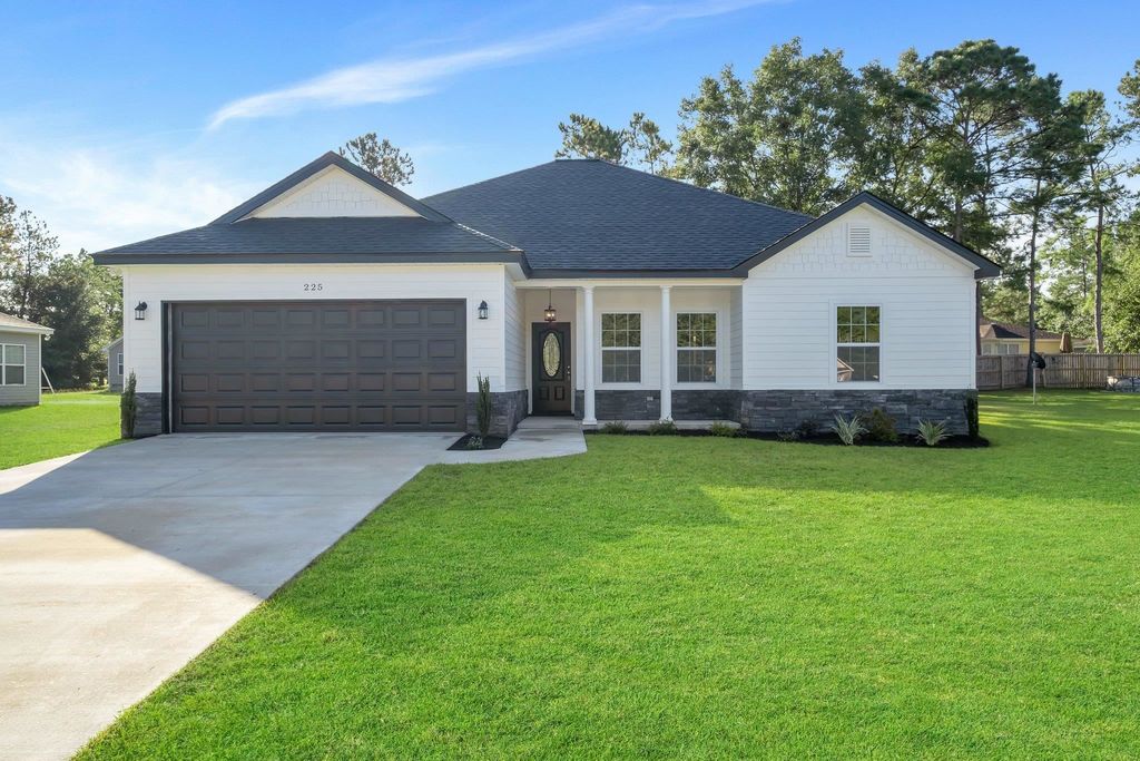 3025 Grady Road, Tallahassee, FL 32312