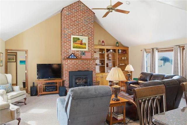 9467 Dutton RD, Dutton, VA 23050