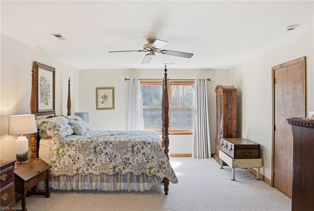 9467 Dutton RD, Dutton, VA 23050